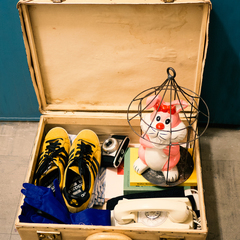 Slide suitcase